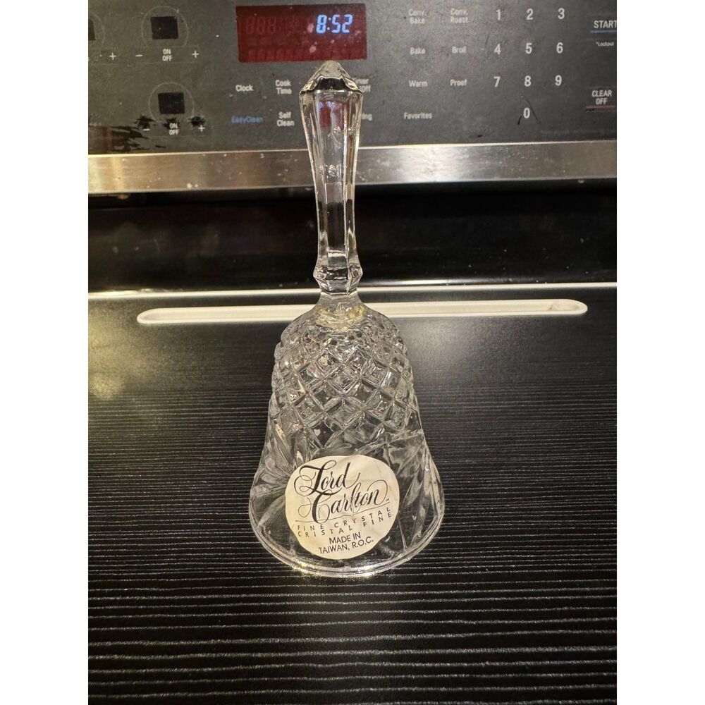 Vintage Lord Carlton Fine Crystal Bell – 5" – Made in Taiwan – Original Label